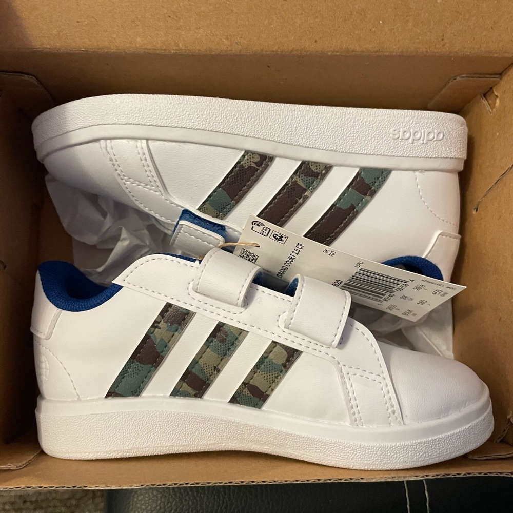 NIB Adidas Grand Court 2.0 toddler sneakers